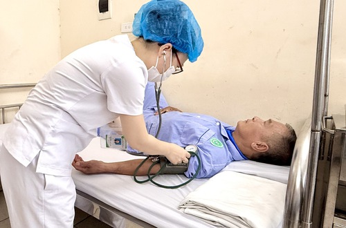Chủ động phòng chống và kiểm soát tăng huyết áp trong những ngày thời tiết nắng nóng
