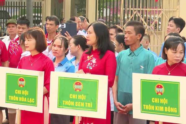 HỘI NÔNG DÂN XÃ HẠ BẰNG TỔ CHỨC GIẢI BÓNG CHUYỀN HƠI