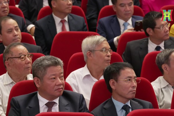 Lễ công bố quyết định triển khai đơn vị hành chính xã Trần Phú