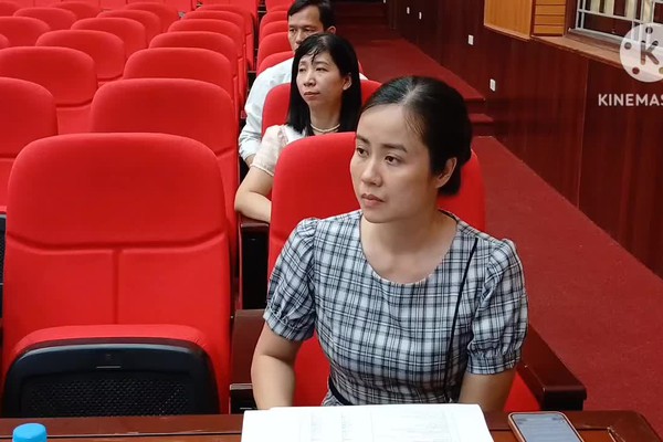 HỘI NGHỊ CÔNG BỐ QUYẾT ĐỊNH VỀ CÔNG TÁC CÁN BỘ TẠI UBND XÃ HÒA LẠC