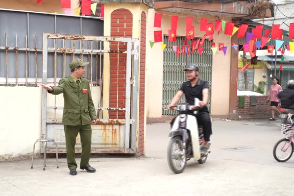 Cử tri phường Yên Nghĩa hân hoan, phấn khởi đi bầu cử Đại biểu Quốc hội khóa XVI và đại biểu HĐND các cấp, nhiệm kỳ 2026- 2031