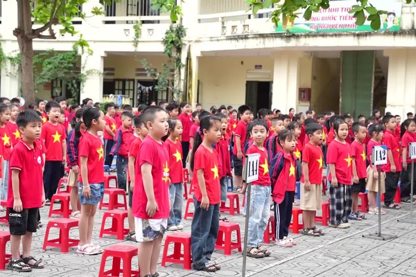 Hội CCB phường Yên Nghĩa đẩy mạnh giáo dục truyền thống trong trường học nhân dịp kỷ niệm các ngày lễ lớn của đất nước