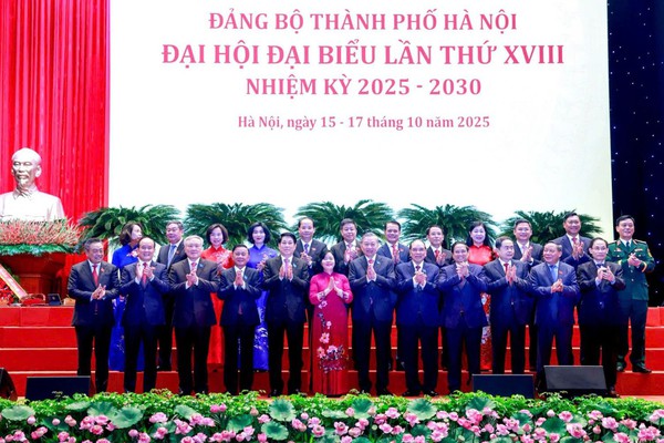 Ảnh Đại hội đại biểu Đảng bộ thành phố Hà Nội lần thứ XVIII, nhiệm kỳ 2025-2030