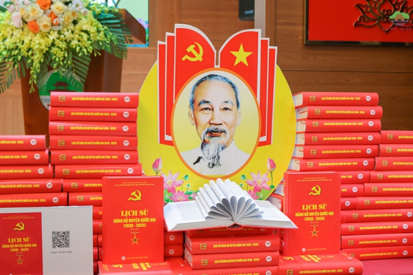 Quốc Oai long trọng tổ chức Lễ kỷ niệm 135 năm ngày sinh chủ tịch hồ chí minh