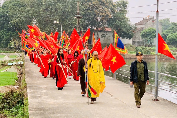 Nét đẹp nghi lễ rước nước tại Chùa Đậu