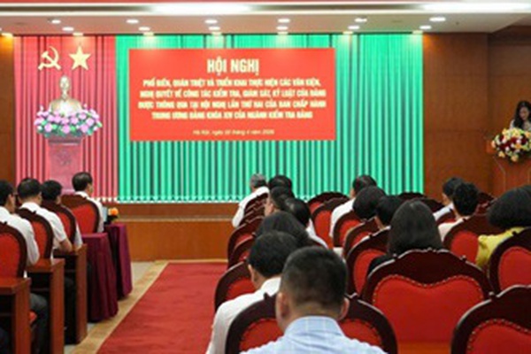 Hoài Đức dự hội nghị trực tuyến quán triệt và triển khai Nghị quyết về đổi mới, nâng cao hiệu lực công tác kiểm tra, giám sát, kỷ luật Đảng