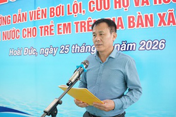 Trung tâm Dịch vụ tổng hợp xã Hoài Đức khai mạc lớp tập huấn chuyên môn hướng dẫn viên bơi lội, cứu hộ và kỹ năng phòng, chống đuối nước