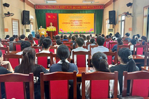 Đảng uỷ xã Hoài Đức khai giảng lớp bồi dưỡng nhận thức về Đảng đợt 2 năm 2026