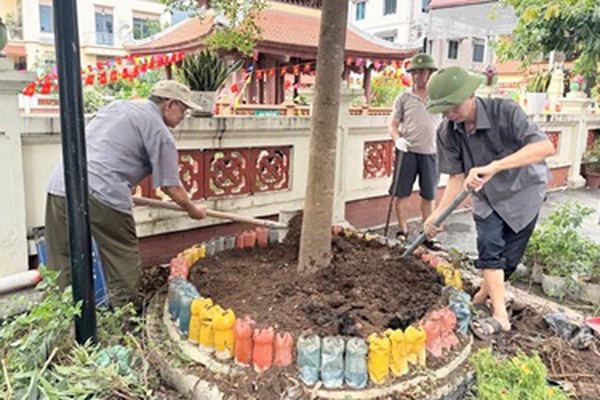 Lan tỏa phong trào “Sáng - xanh - sạch - đẹp” từ những việc làm thiết thực ở thôn Yên Vĩnh và thôn Đại Tự