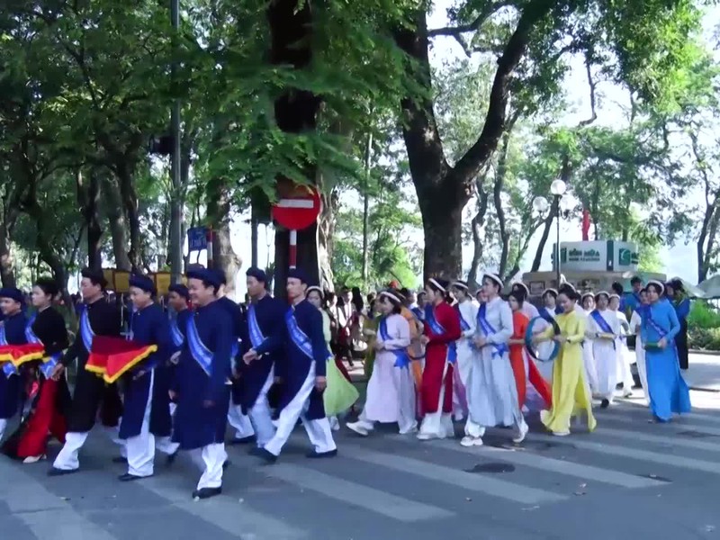Chuẩn bị cho Ngày hội văn hoá vì Hoà bình thành phố Hà Nội kỷ niệm 70 năm ngày giải phóng thủ đô 10/10