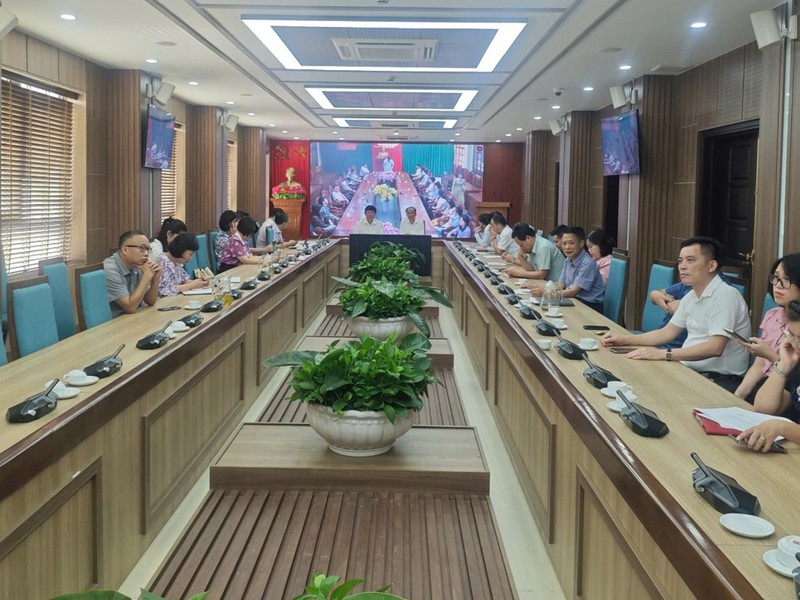 Thường trực Thành ủy - HĐND - UBND TP Hà Nội giao ban với các xã, phường Quý III/2025: đẩy mạnh phân cấp, phân quyền toàn diện và thực chất
