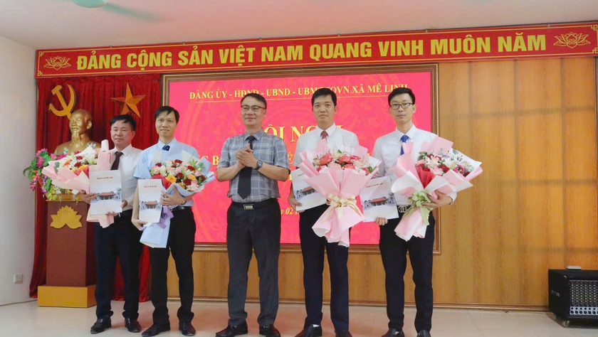 Đảng ủy - HĐND - UBND - UBMTTQ Việt Nam xã Mê Linh công bố các Quyết định về công tác cán bộ