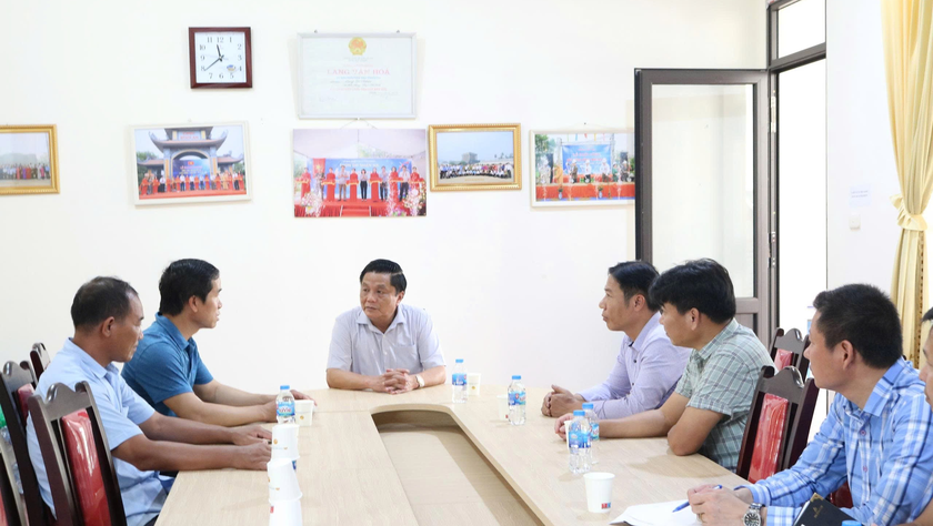 Chủ tịch UBND xã Trần Thanh Hoài khảo sát hoạt động các nhà văn hoá trên địa bàn xã Mê Linh