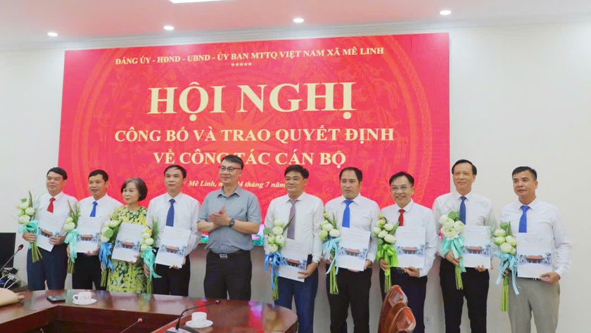 Xã Mê Linh tổ chức Hội nghị công bố các Quyết định về công tác cán bộ khối Giáo dục và Trạm y tế trên địa bàn xã