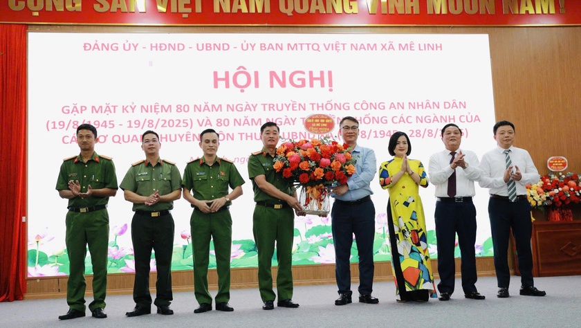 Mê Linh: Gặp mặt kỷ niệm 80 năm ngày truyền thống các ngành