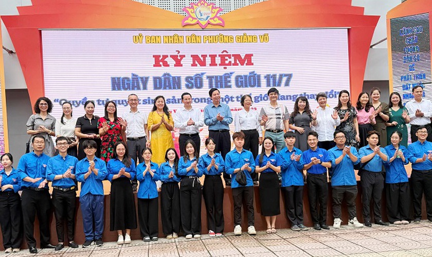 Kỷ niệm Ngày Dân số thế giới 11/7 với chủ đề: “Quyền tự quyết về sinh sản trong một thế giới đang thay đổi”