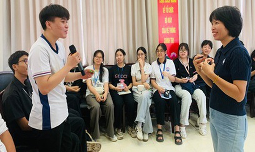 Tổ chức sinh hoạt Câu lạc bộ Toả Sáng tháng 7