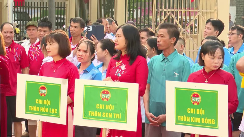 HỘI NÔNG DÂN XÃ HẠ BẰNG TỔ CHỨC GIẢI BÓNG CHUYỀN HƠI
