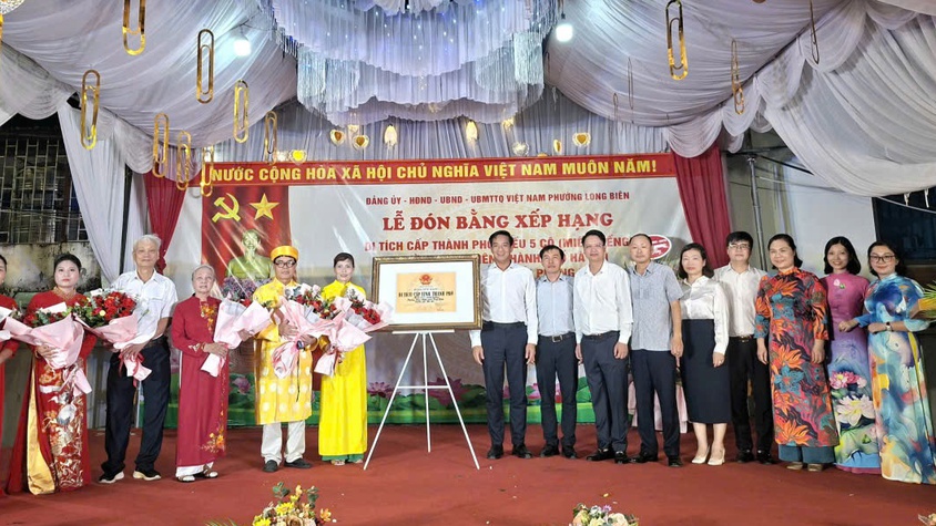 Phường Long Biên tổ chức Lễ đón bằng công nhận di tích lịch sử - văn hóa cấp Thành phố