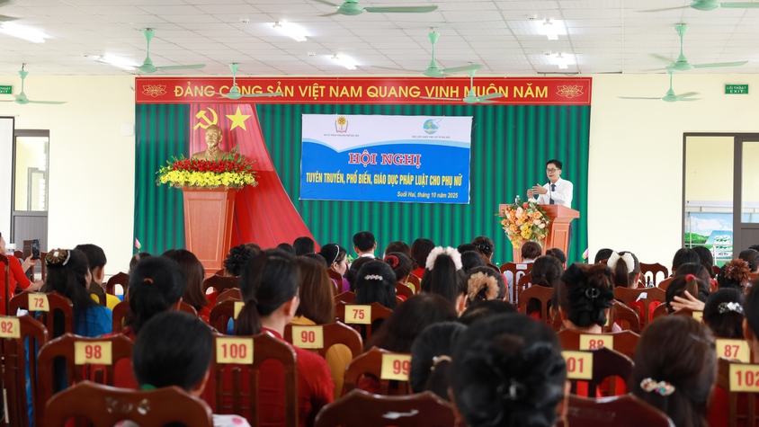 Hội Liên hiệp Phụ nữ xã Suối Hai tuyên truyền, phổ biến, giáo dục pháp luật cho phụ nữ về phòng, chống mua bán người