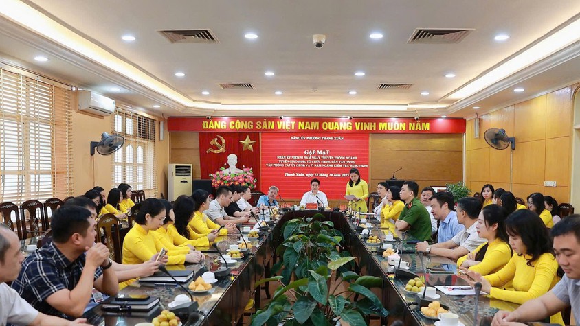 Phường Thanh Xuân gặp mặt kỷ niệm nhân Ngày truyền thống các Ban Xây dựng Đảng và Văn phòng cấp ủy