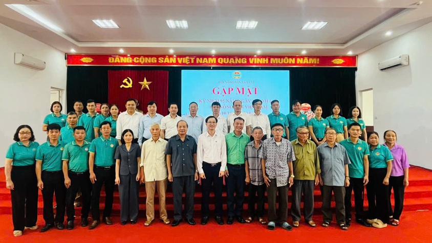 HỘI NÔNG DÂN XÃ BA VÌ GẶP MẶT KỶ NIỆM 95 NĂM NGÀY THÀNH LẬP HỘI NÔNG DÂN VIỆT NAM (14/10/1930 – 14/10/2025)