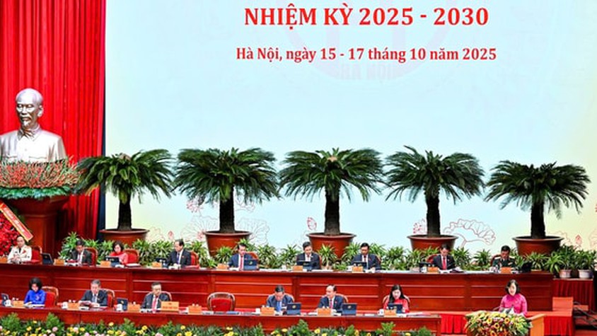 Khai mạc trọng thể Đại hội đại biểu Đảng bộ thành phố Hà Nội lần thứ XVIII, nhiệm kỳ 2025-2030