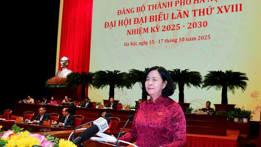 Ra mắt Ban Chấp hành Đảng bộ thành phố Hà Nội khóa XVIII