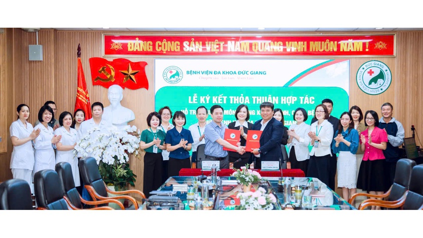 TYT phường Long Biên ký kết thoả thuận hợp tác hỗ trợ chuyên môn trong khám bệnh, chữa bệnh với Bệnh viện Đa khoa Đức Giang