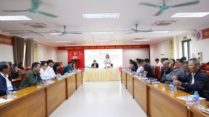 Phường Dương Nội tổ chức Hội nghị đối thoại giữa Bí thư Đảng ủy, Chủ tịch HĐND phường, Chủ tịch UBND phường với Nhân dân năm 2025