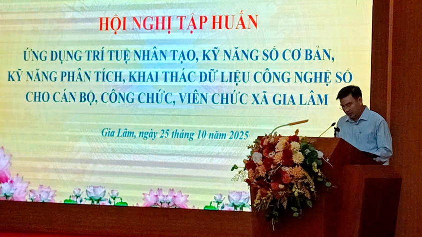 UBND xã Gia Lâm tổ chức hội nghị tập huấn ứng dụng trí tuệ nhân tạo và kỹ năng số cho đội ngũ cán bộ,công chức, viên chức