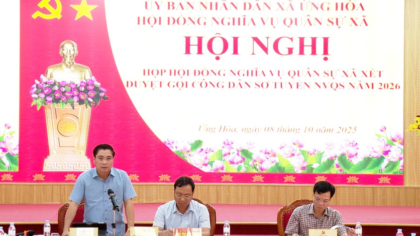 HỘI ĐỒNG NGHĨA VỤ QUÂN SỰ XÃ ỨNG HÒA XÉT DUYỆT GỌI CÔNG DÂN SƠ TUYỂN SỨC KHỎE NGHĨA VỤ QUÂN SỰ NĂM 2026