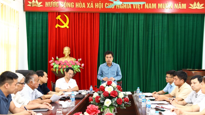 Lãnh đạo UBND xã Sơn Đồng chủ trì giao ban công tác tháng 7