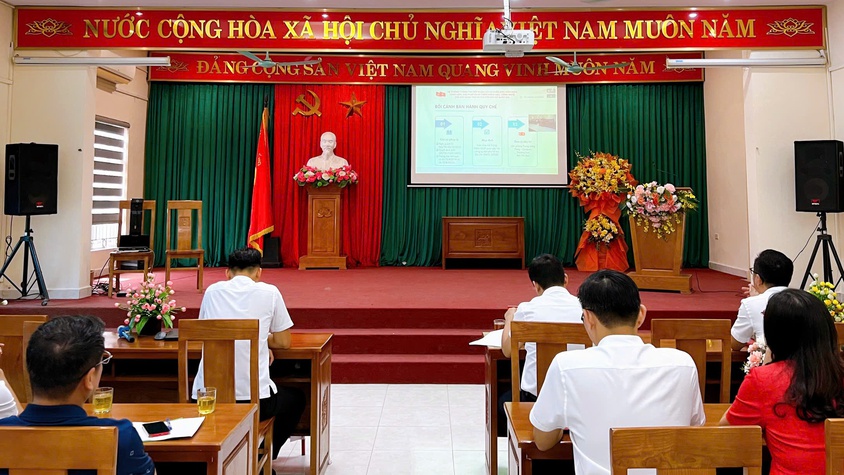 Đảng ủy phường Thanh Liệt: Dự tập huấn sử dụng hệ thống thông tin và hướng dẫn xử lý văn bản mật trên hệ thống điều hành tác nghiệp
