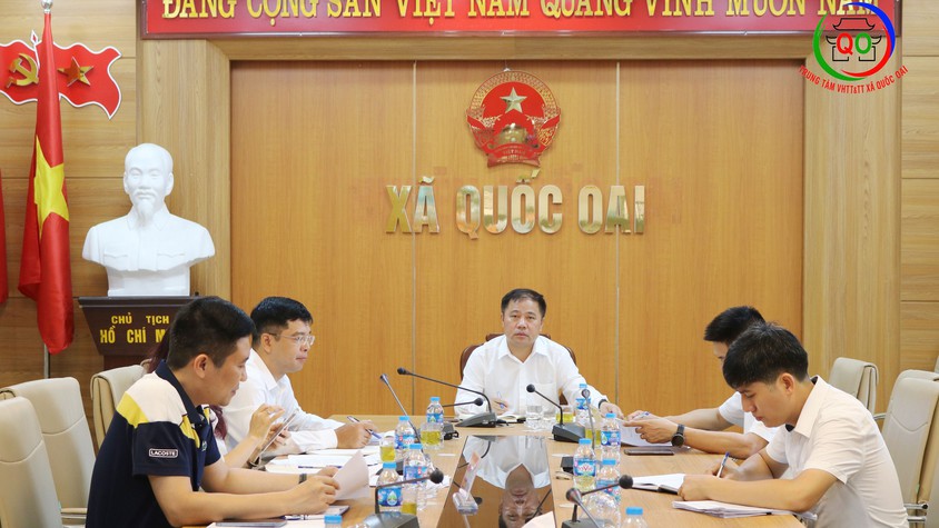 UBND xã Quốc Oai tổ chức Hội nghị tập thể lãnh đạo: Thảo luận, thống nhất nhiều nội dung quan trọng phát triển kinh tế - xã hội 6 tháng cuối năm 2025