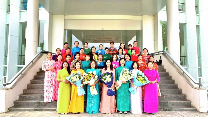 Hội LHPN phường Việt Hưng tổ chức Hội nghị công bố quyết định thành lập và chỉ định các chức danh chủ chốt