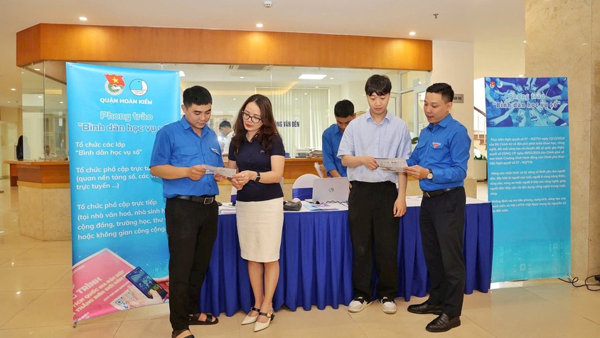 Hà Nội đẩy mạnh tuyên truyền Nghị quyết số 57-NQ/TW của Bộ Chính trị và Phong trào 