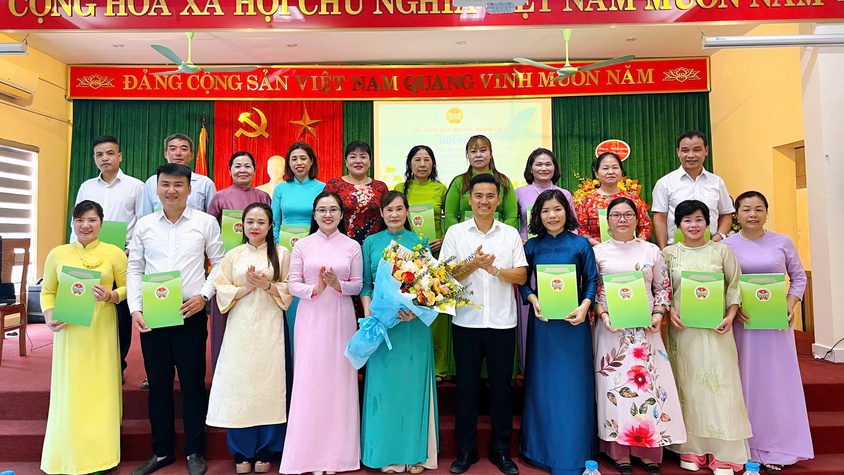 Hội Nông dân phường Thanh Liệt: Công bố quyết định về công tác cán bộ, nhiệm kỳ 2023-2028