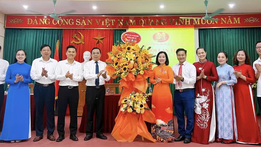 Đại hội chi bộ lần thứ nhất các cơ quan Đảng thuộc Đảng uỷ phường Thanh Liệt thành công tốt đẹp