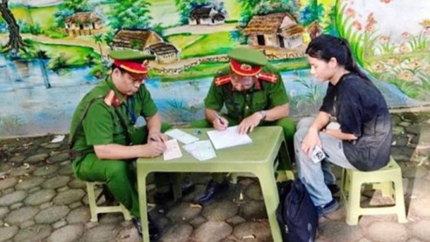 Công an phường Phúc Lợi: Chủ động, quyết liệt trong bảo đảm trật tự an toàn giao thông và trật tự đô thị khi vận hành mô hình chính quyền địa phương 2 cấp