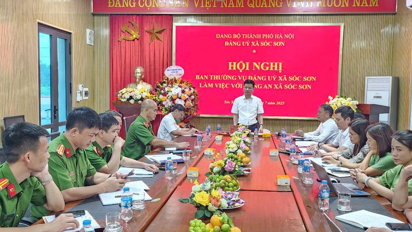 THƯỜNG TRỰC ĐẢNG UỶ LÀM VIỆC VỚI CÔNG AN XÃ TRIỂN KHAI NHIỆM VỤ 6 THÁNG CUỐI NĂM VÀ DỰ KIẾN CHƯƠNG TRÌNH CÔNG TÁC NHIỆM KỲ 2025-2030