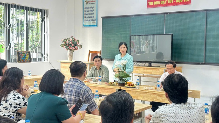 TỪ SỰ QUAN TÂM ĐẾN HÀNH ĐỘNG - LÃNH ĐẠO PHƯỜNG CẦU GIẤY TIẾP SỨC CHO TRƯỜNG TIỂU HỌC HẠ YÊN QUYẾT