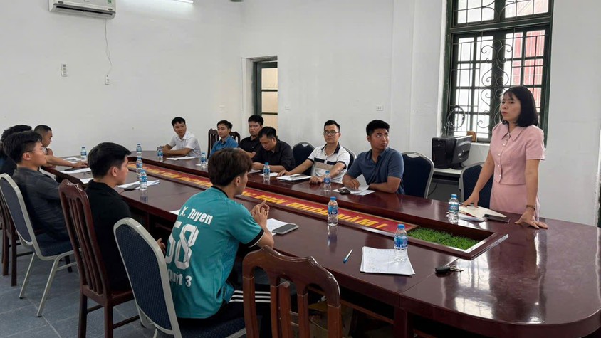 ĐOÀN THANH NIÊN XÃ PHÚC SƠN TRIỂN KHAI HỘI NGHỊ THÔNG BÁO KẾ HOẠCH TỔ CHỨC GIẢI BÓNG ĐÁ NĂM 2025