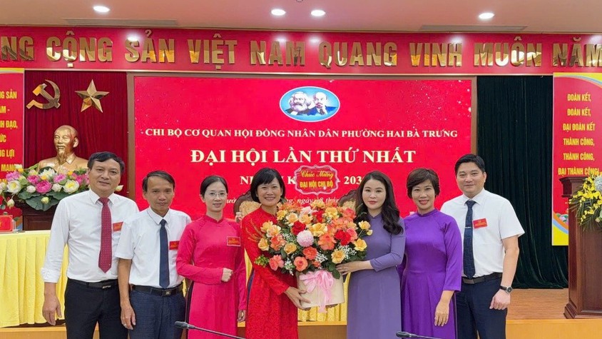 Đại hội Chi bộ cơ quan Hội đồng nhân dân phường Hai Bà Trưng lần thứ nhất, nhiệm kỳ 2025-2030.