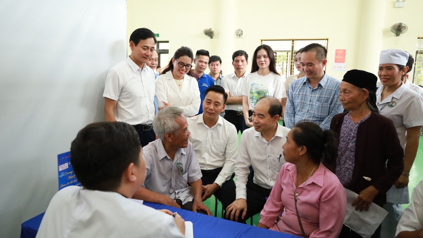 Xã Minh Châu: khai mạc Hành trình chăm sóc sức khỏe toàn dân năm 2025