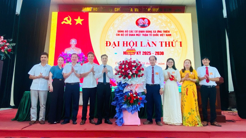 Chi bộ cơ quan Mặt trận tổ quốc xã tổ chức đại hội lần thứ I, nhiệm kỳ 2025-2030
