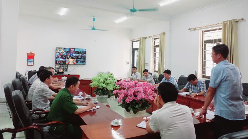 UBND XÃ PHÚC SƠN DỰ HỘI NGHỊ TRỰC TUYẾN ỨNG PHÓ VỚI CƠN BÃO SỐ 3 NĂM 2025