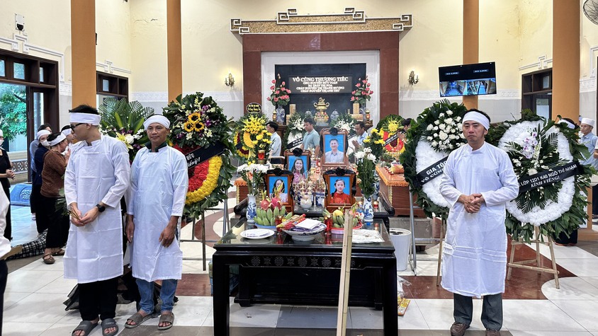 Xã Đại Thanh thăm hỏi, động viên thân nhân và viếng nạn nhân vụ lật tàu du lịch trên Vịnh Hạ Long