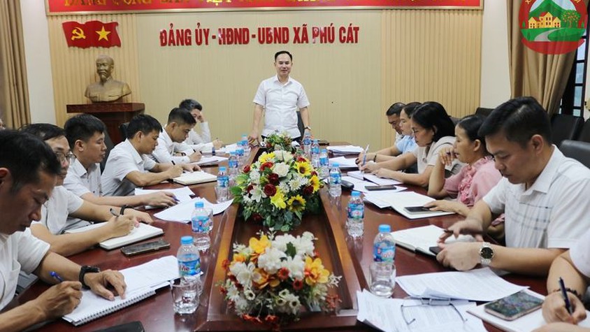 Lãnh đạo UBND xã Phú Cát làm việc với Phòng Văn hóa – Xã hội về nhiệm vụ trọng tâm tháng 7 và thời gian tiếp theo