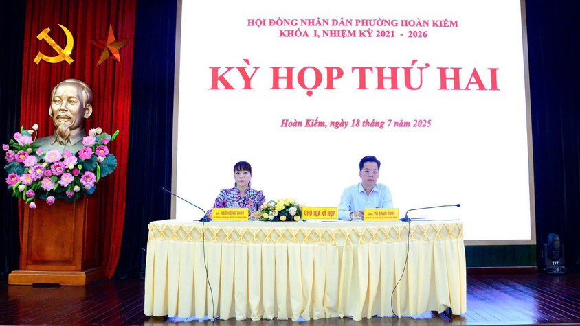  HĐND phường Hoàn Kiếm thông qua các nghị quyết quan trọng